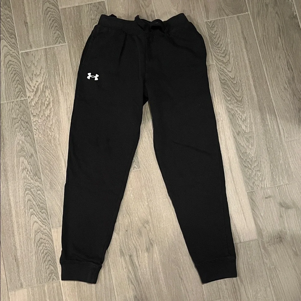Under Armour Boys Black Sweatpants Size: L